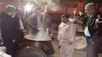 برگزاری مراسم پخت حلیم در بیمارستان امیرالمومنین (ع) به مناسبت رحلت پیامبر اکرم (ص)، شهادت امام حسن مجتبی (ع) و شهادت امام رضا (ع)